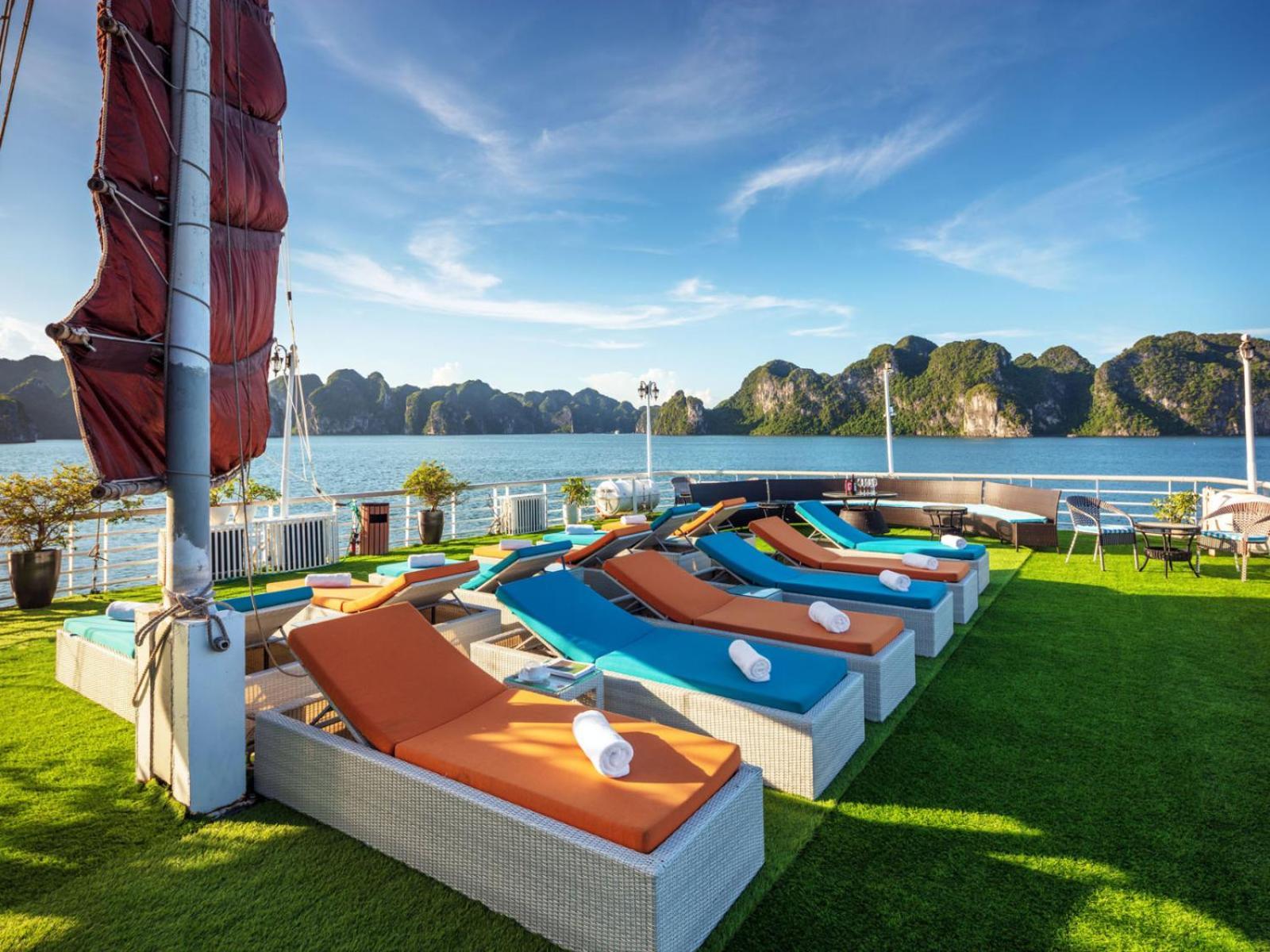 Lotus Boutique Cruise Ha Long Exterior foto