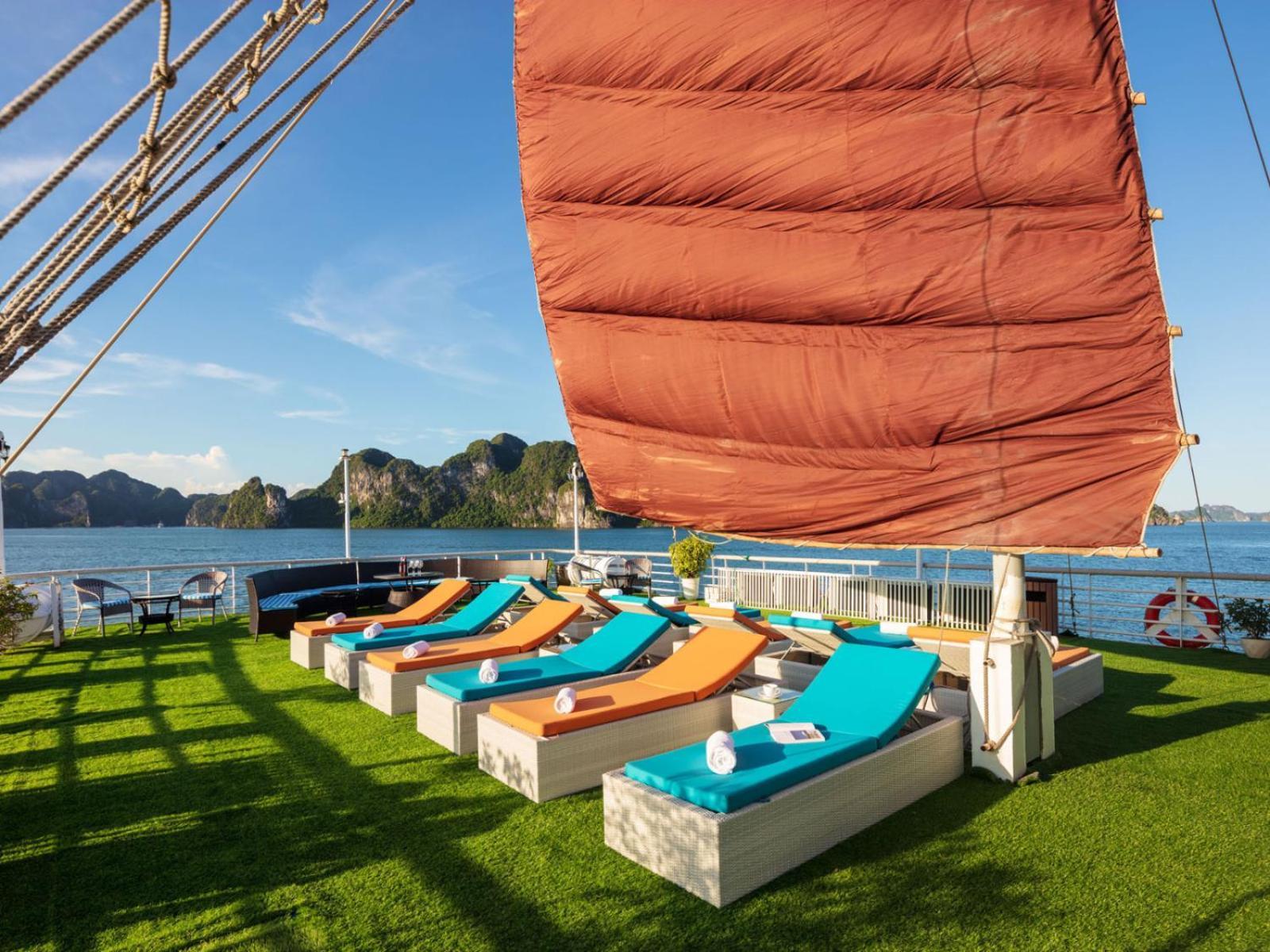 Lotus Boutique Cruise Ha Long Exterior foto