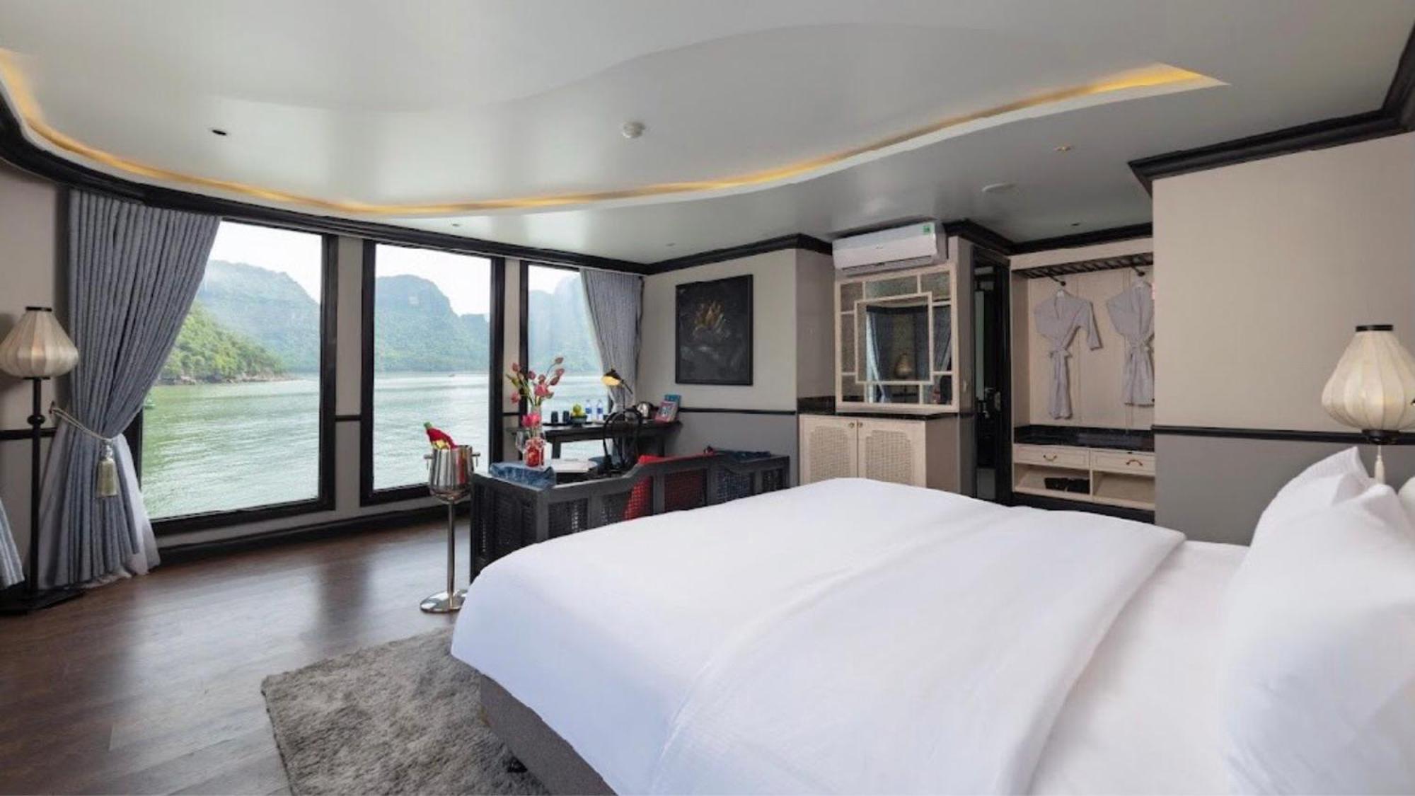 Lotus Boutique Cruise Ha Long Exterior foto